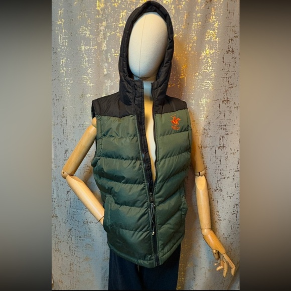 Beverly Hills Polo Club Other - Beverly Hills Polo Club Boy's Black and Army Green Vest Jacket